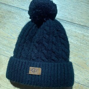 Black UGG Australia unisex authentic hat